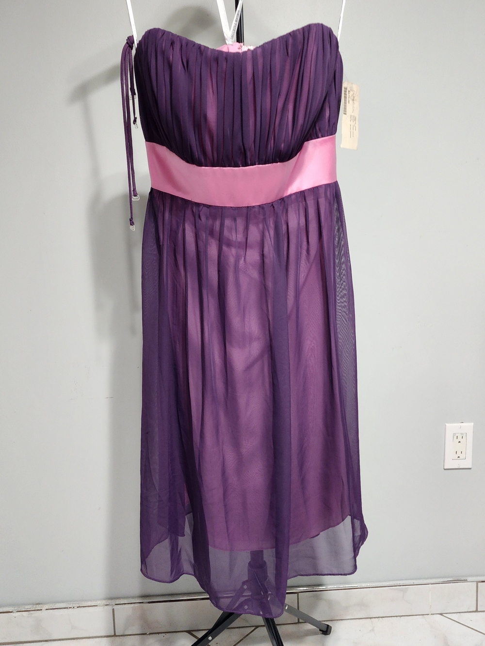 Jordan Purple Chiffon Formal/Prom/Homecoming Dress with Pink Sash Size 12